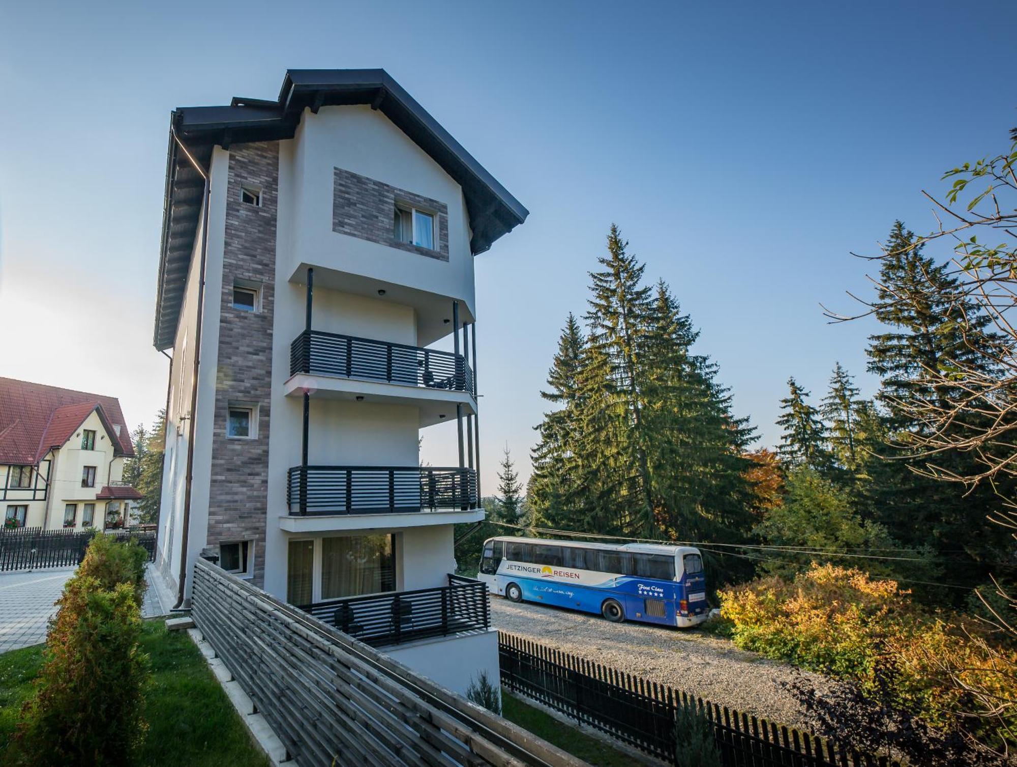 Genesis By Eden Hotel Predeal Exterior photo